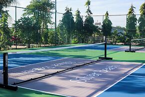 Silver Beach Resort Ke Ga