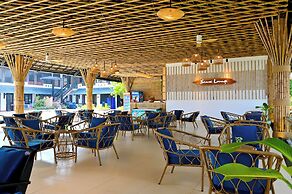 Silver Beach Resort Ke Ga