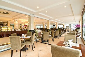 LK Mantra Pura Resort