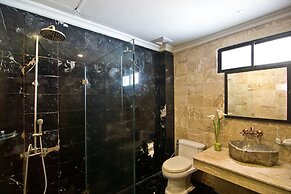 LK Mantra Pura Resort