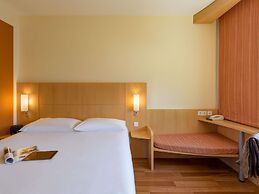 ibis Stuttgart Airport Messe