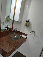 Ayr Travellers Motel