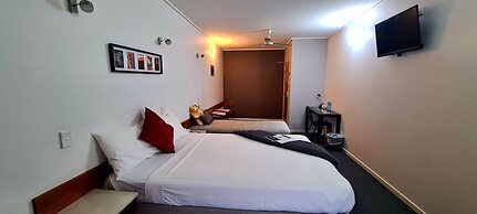 Ayr Travellers Motel