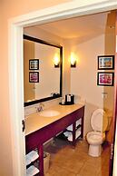 Comfort Suites Huntersville near Lake Norman