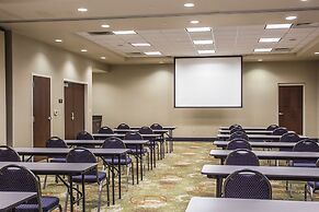 Comfort Suites Huntersville near Lake Norman