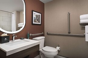 Doubletree by Hilton Chattanooga Hamilton Place
