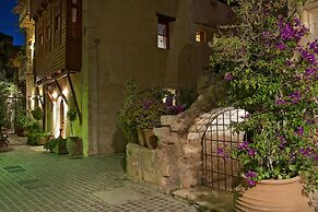 Ionas Boutique Hotel