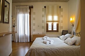 Ionas Boutique Hotel