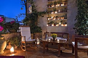 Ionas Boutique Hotel