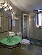 Ionas Boutique Hotel