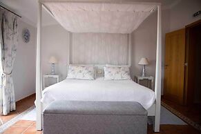 Quinta Bonita Luxury Boutique Hotel