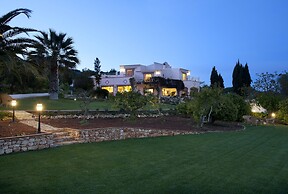 Quinta Bonita Luxury Boutique Hotel