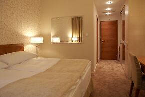 Hotel Ambassador
