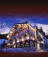 Le Cedrus Hotel