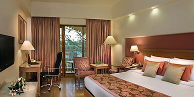 Acron Candolim Regina