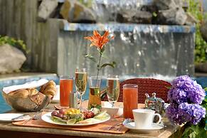 Acron Candolim Regina