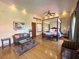 Acron Candolim Regina