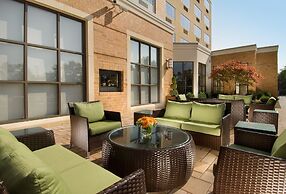 DoubleTree by Hilton Sterling - Dulles Airport