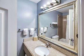 Rodeway Inn & Suites Port Arthur - Groves