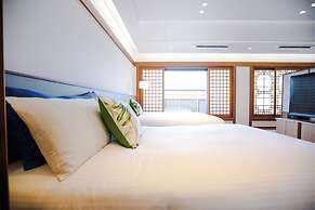 Kolon Hotel