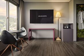Kolon Hotel