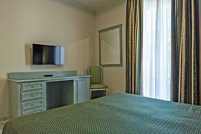Cavour 30TRE - Hotel Moderno