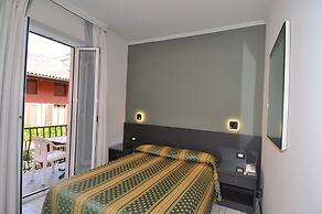 Cavour 30TRE - Hotel Moderno