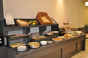 Cavour 30TRE - Hotel Moderno