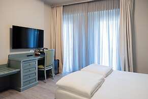 Cavour 30TRE - Hotel Moderno