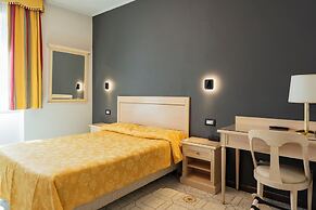 Cavour 30TRE - Hotel Moderno