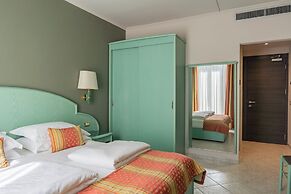 Cavour 30TRE - Hotel Moderno