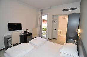 Cavour 30TRE - Hotel Moderno