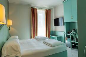 Cavour 30TRE - Hotel Moderno