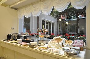 Hotel Moderno