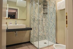 Cavour 30TRE - Hotel Moderno