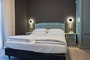 Cavour 30TRE - Hotel Moderno