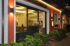 Cavour 30TRE - Hotel Moderno