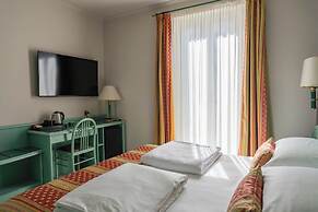 Cavour 30TRE - Hotel Moderno