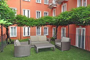 Cavour 30TRE - Hotel Moderno