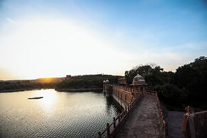 WelcomHeritage Bal Samand Lake Palace