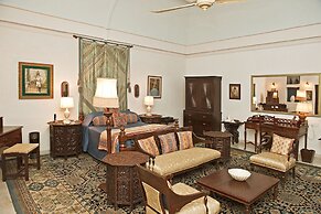 WelcomHeritage Bal Samand Lake Palace