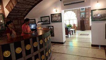 WelcomHeritage Bal Samand Lake Palace