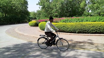 WelcomHeritage Bal Samand Lake Palace