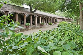 WelcomHeritage Bal Samand Lake Palace