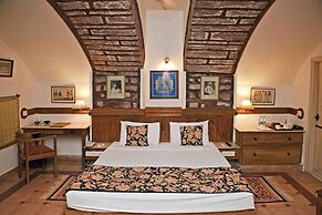 WelcomHeritage Bal Samand Lake Palace