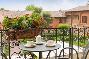Castello di Razzano, The Originals Relais (Relais du Silence)