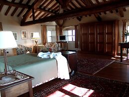 Castello di Razzano, The Originals Relais (Relais du Silence)