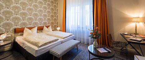 Hotel Goldener Hirsch