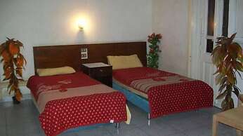 Regent House - Hostel