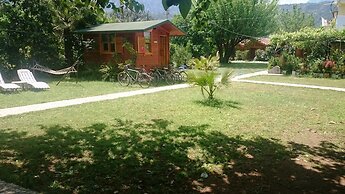 Ugur Pansiyon Çirali